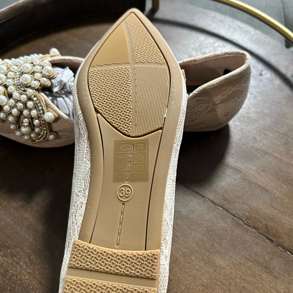 Cream and White Flats with Pearl Embellishments - Picture 3 of 4